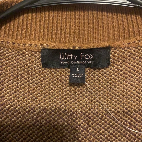 Witty Fox young contemporary set. Size small tank top with matching cardigan. - Picture 4 of 6